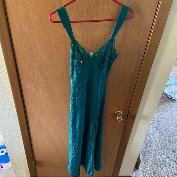 Victoria’s Secret Y2K Nightgown Gold Label Vintage Size Small - Picture 10 of 11